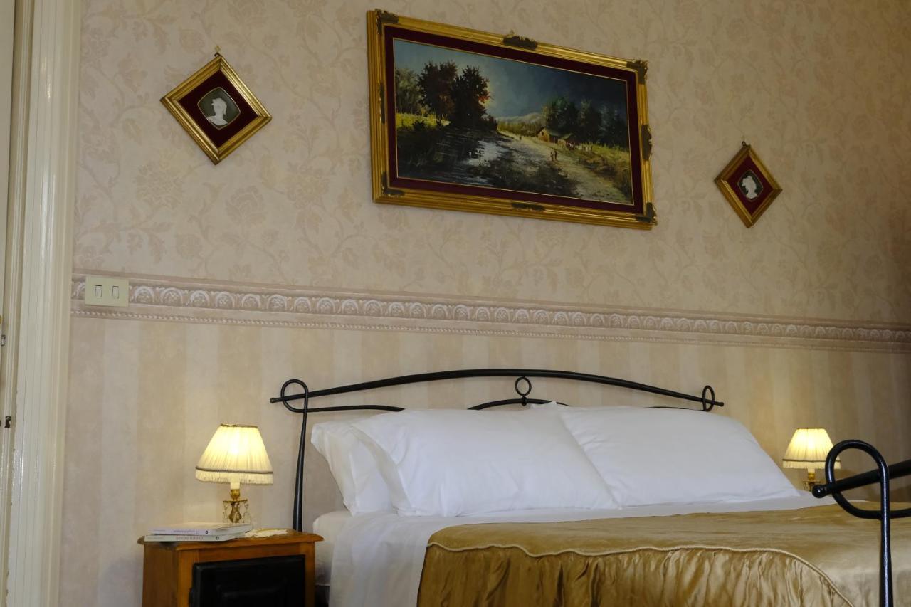 Palazzo Vitrano - Tourist Apartment Catania Exterior photo